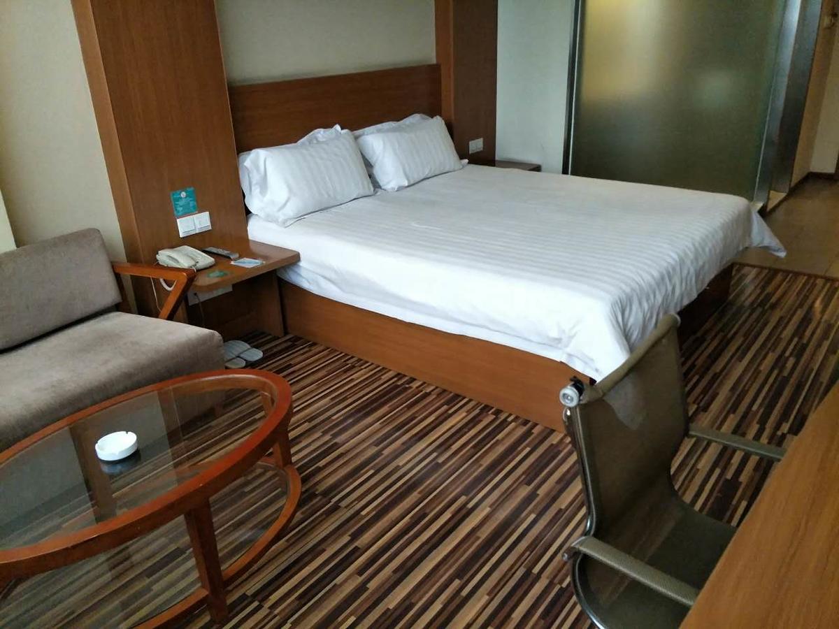 Goldmet Inn Taiyuan Dananamen Exterior photo