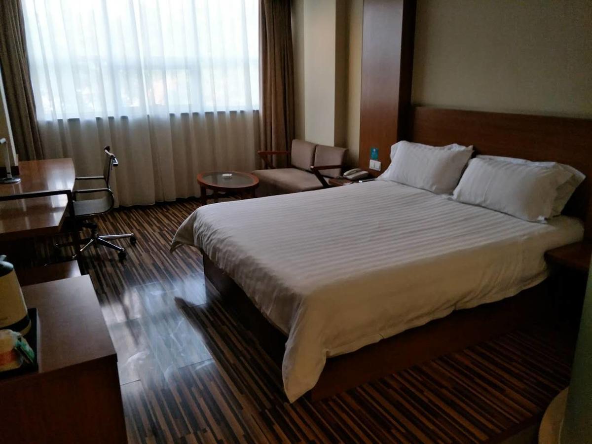 Goldmet Inn Taiyuan Dananamen Exterior photo