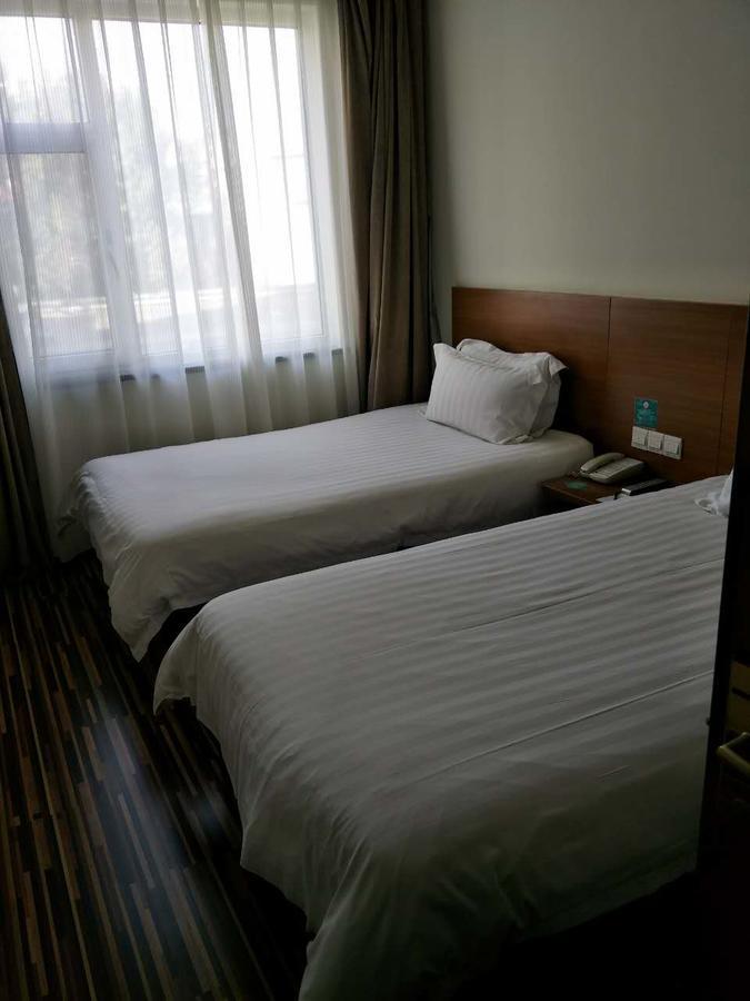 Goldmet Inn Taiyuan Dananamen Exterior photo